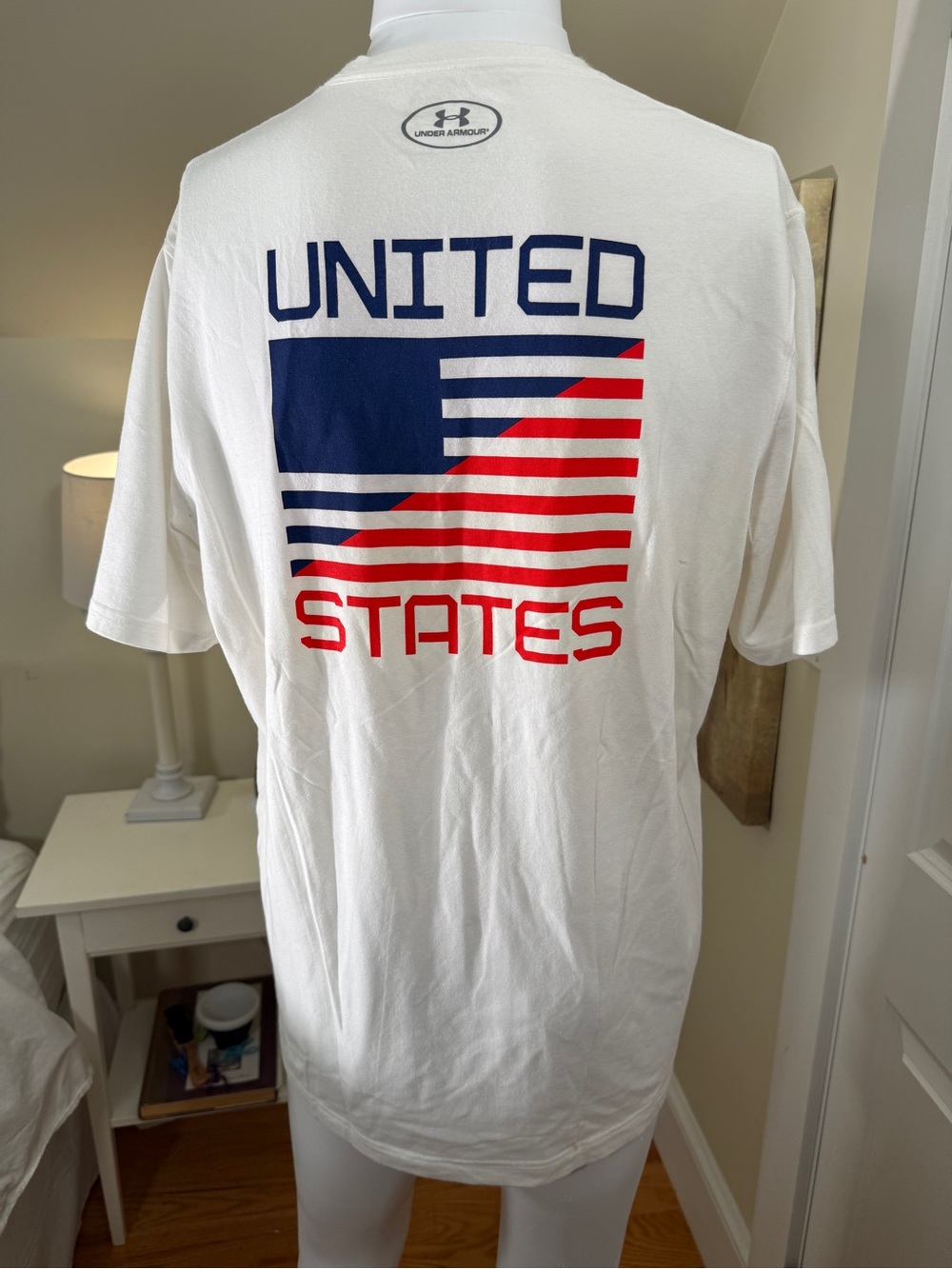 Under Armour USA United States Flag HeatGear T-Shirt Mens Large White